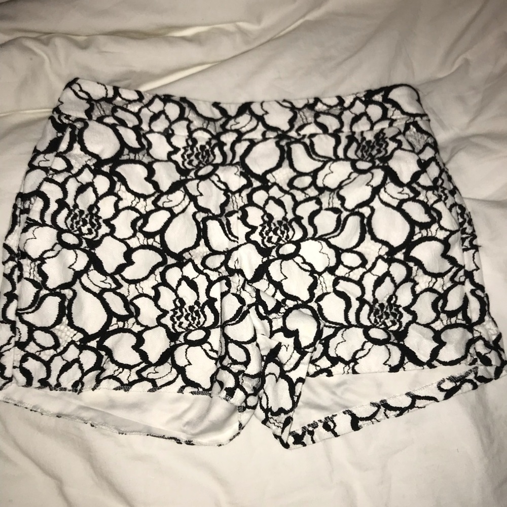 Black and white express shorts